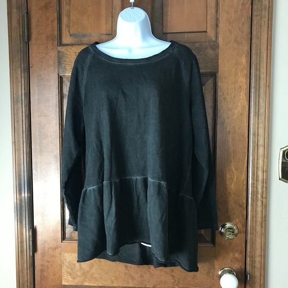Style & Co. Tops - NWT Style & Co Black Pullover Top w/Peplum 2X